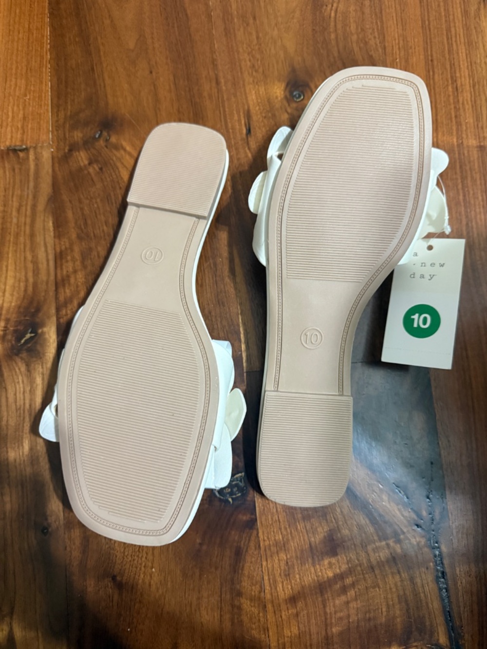 Women's Alyssa Floral Slide Sandals - A New Day White (size 10, NWT) - Picture 9 of 15